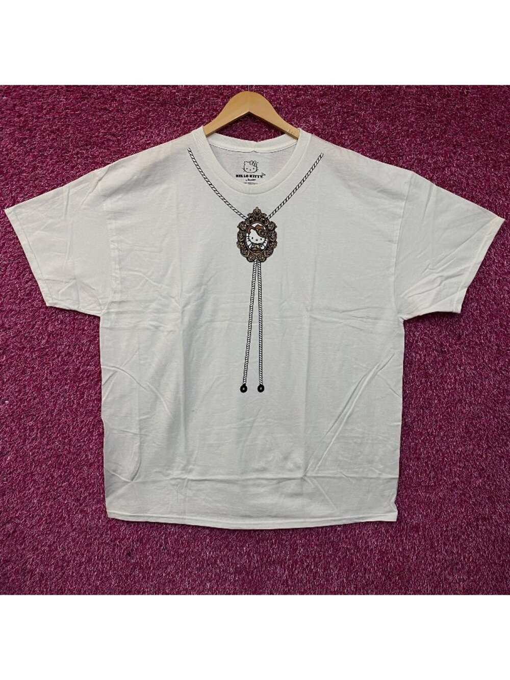 Sanrio Hello Kitty Bolo Tie Cute Graphic T-Shirt XL
